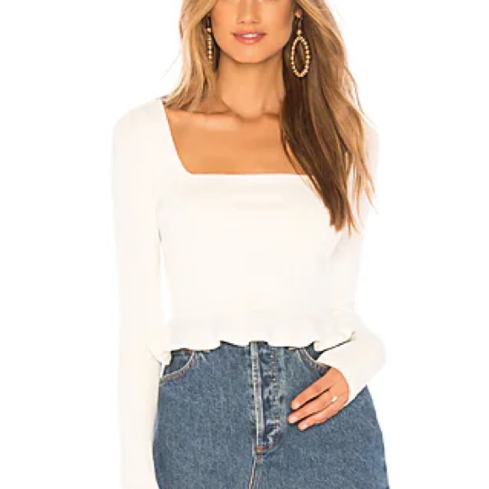 Revolve 

PRISCILLA RIBBED TOP IN WHITE
superdown
Color: White
Size: S